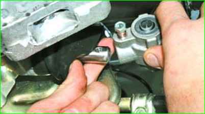 Снятие и установка коробки передач