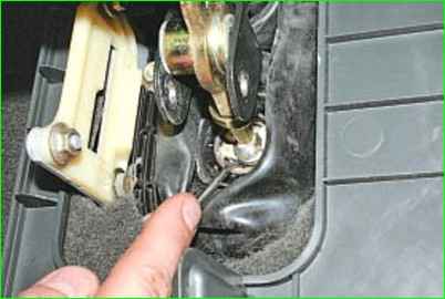 Ремонт важеля перемикання передач