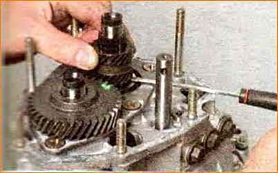 Разборка и сборка коробки передач Лада Приора