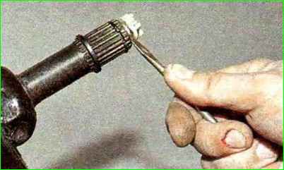 Entfernen des internen Scharniers