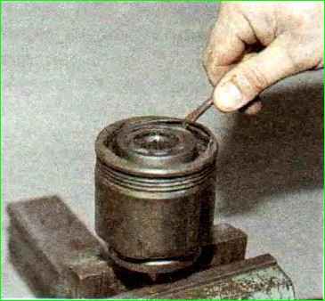 Entfernen des internen Scharniers