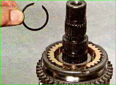 Demontage der Sekundärwelle