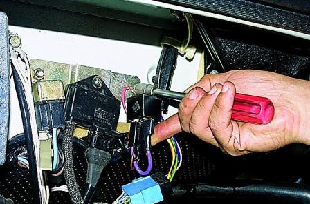 Замена реле автомобиля Соболь