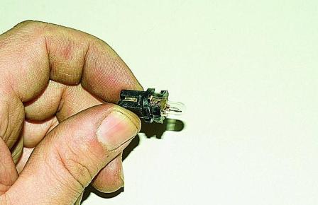 Снятие и проверка комбинации приборов автомобиля Соболь  