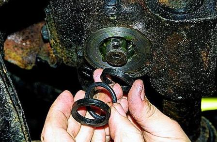 Ремонт маятниковых рычагов автомобиля Соболь