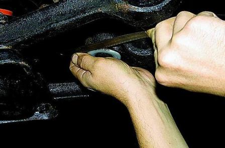 Ремонт маятниковых рычагов автомобиля Соболь