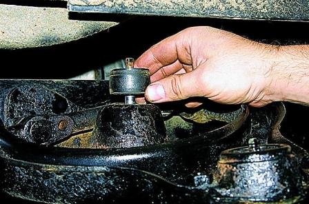 Замена амортизаторов подвесок автомобиля Соболь