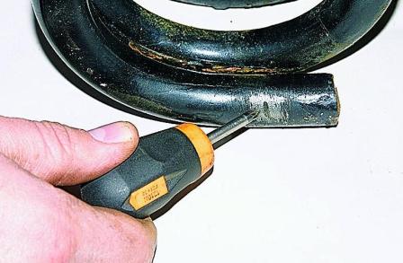 Замена пружины подвески автомобиля Соболь