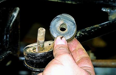 Замена стабилизатора поперечной устойчивости передней подвески и его резиновых элементов