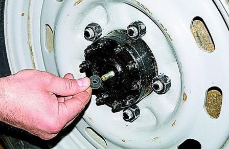 Снятие полуоси автомобиля Соболь