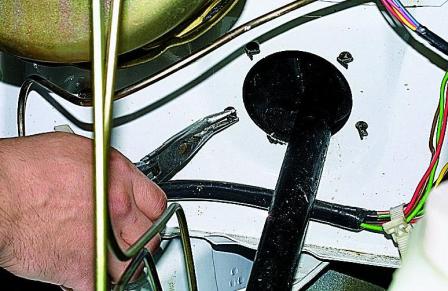 Снятие и разборка рулевой колонки автомобиля Соболь 