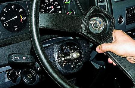 Снятие и разборка рулевой колонки автомобиля Соболь 