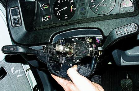 Снятие и разборка рулевой колонки автомобиля Соболь 