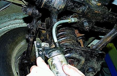 Ремонт маятниковых рычагов автомобиля Соболь