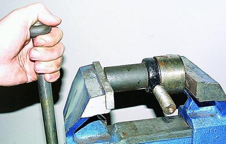 Замена рулевых тяг и их шарниров автомобиля Соболь