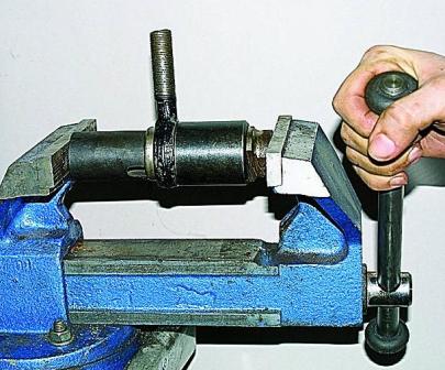 Замена рулевых тяг и их шарниров автомобиля Соболь