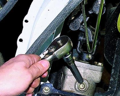 Снятие и регулировка рулевого механизма автомобиля Соболь