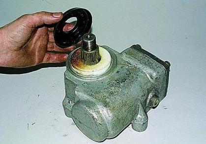 Снятие и регулировка рулевого механизма автомобиля Соболь