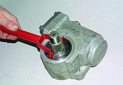 Снятие и регулировка рулевого механизма автомобиля Соболь