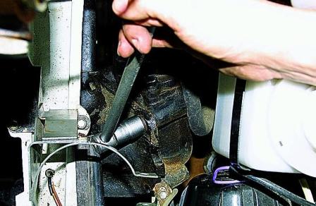 Снятие и регулировка рулевого механизма с гидроусилителем автомобиля Соболь