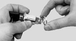 Замена личинки замка передней двери УАЗ Патриот