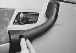 Снятие и установка обивки передней двери УАЗ Патриот