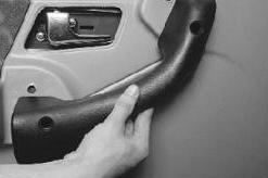 Снятие и установка обивки передней двери УАЗ Патриот