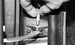 Снятие ограничителя открывания двери УАЗ Патриот