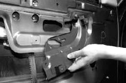 Как снять внутреннюю ручку передней двери УАЗ Патриот