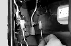 Снятие замка передней двери УАЗ Патриот