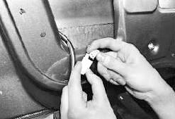 Снятие замка передней двери УАЗ Патриот