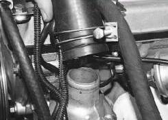 Снятие и установка термостата