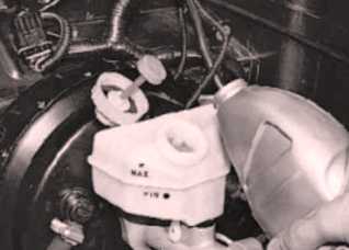 долейте жидкость