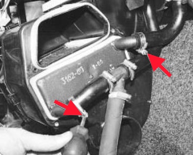 Замена радиатора отопителя УАЗ Патриот