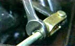 Регулировка привода стояночного тормоза УАЗ Патриот