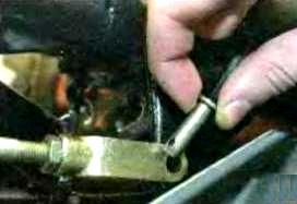 Регулировка привода стояночного тормоза УАЗ Патриот