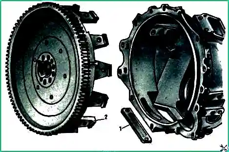 Checking and adjusting the diesel valve clearances of the Ural car