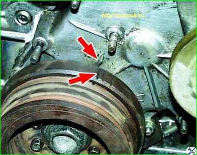 Снятие распределителя зажигания