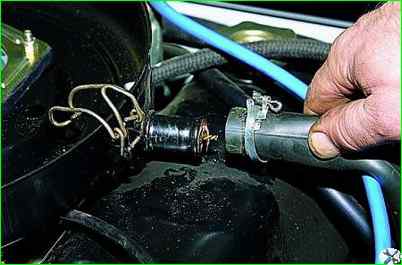 Снятие корпуса воздушного фильтра