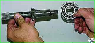 Как разобрать раздаточную коробку ВАЗ-2121