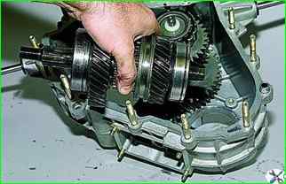 Как разобрать раздаточную коробку ВАЗ-2121