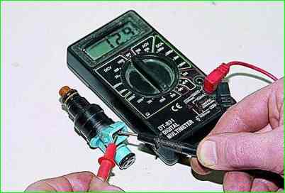 Проверяем и заменяем форсунки ВАЗ-2107-20