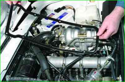 Замена прокладки крышки головки двигателя