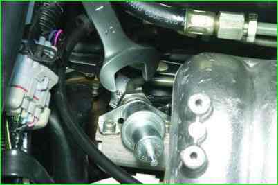 Как заменить регулятор давления топлива ВАЗ-2107-20 