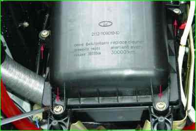 Как заменить воздушный фильтр ВАЗ-2107-20