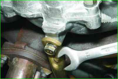 Замена прокладки впускной трубы и выпускного коллектора