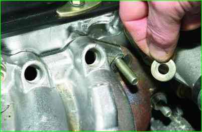 Замена прокладки впускной трубы и выпускного коллектора