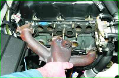 Замена прокладки впускной трубы и выпускного коллектора