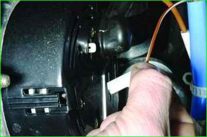 Снятие и разборка генератора