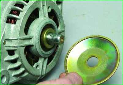 Снятие и разборка генератора